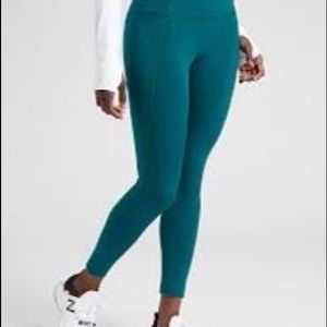 Athleta Velocity 7/8 Leggings